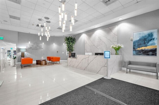 Building Photo - 1200 Brickell Bay Dr