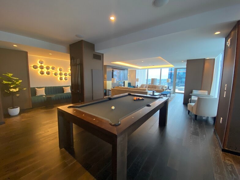 Sky lounge - 135 Seaport Blvd