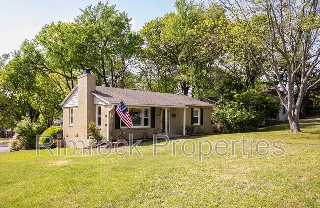Building Photo - 2500 Durwood Rd