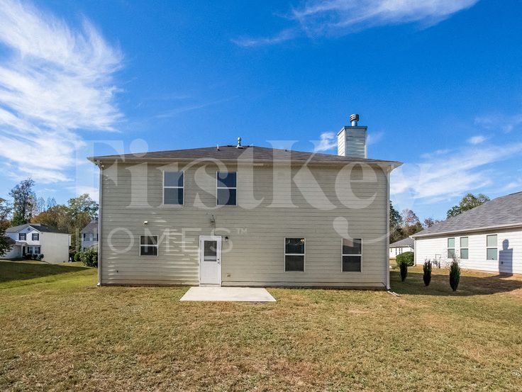 Building Photo - 3166 Redwood Run