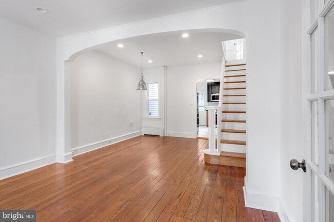 Primary Photo - 821 N Bambrey St