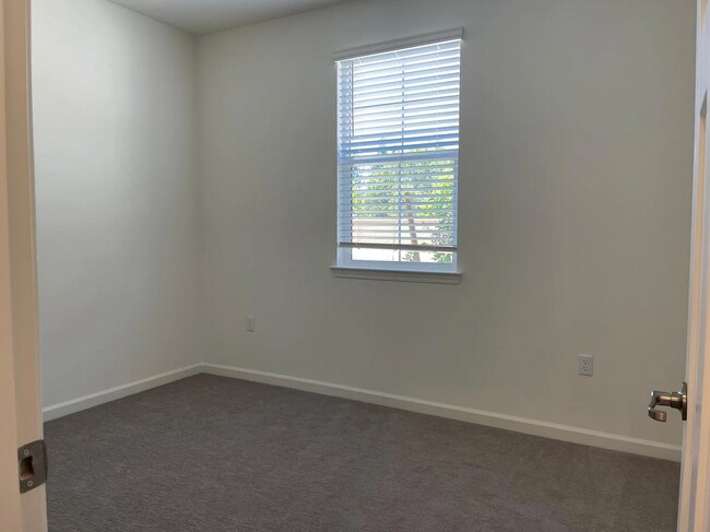 Building Photo - 2144 Brave Hawk Loop