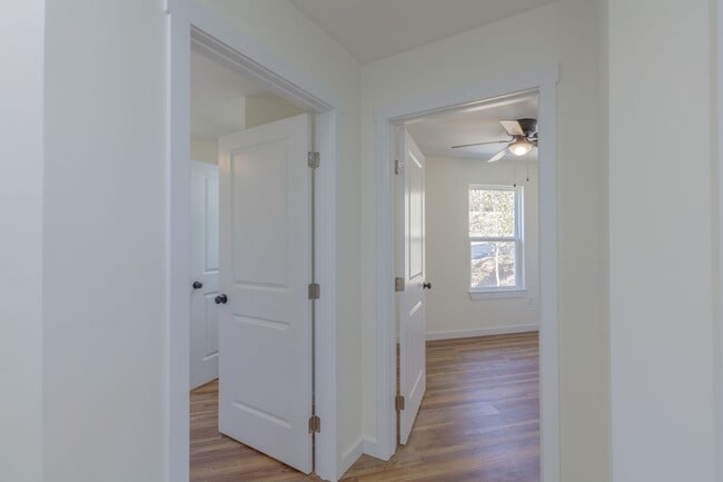 Building Photo - Live where Chattanooga comes alive!