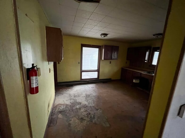 Building Photo - 118 National Ave