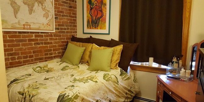 Interior Photo - The Elmwood Village Apartments
