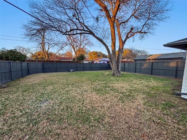 Building Photo - 1605 Glenwick Dr