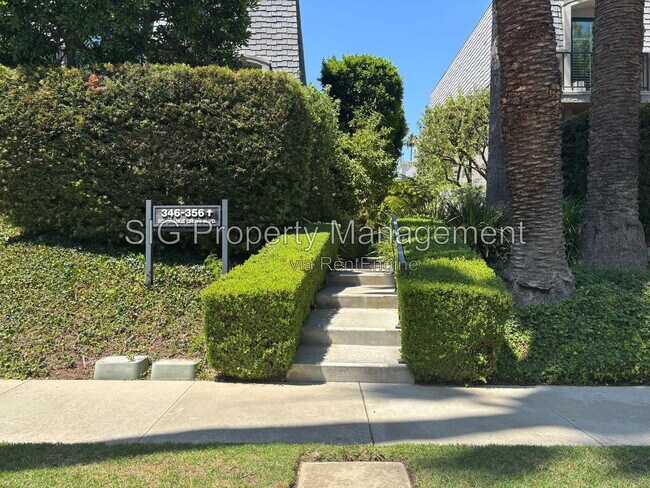 Building Photo - 352 S Orange Grove Blvd