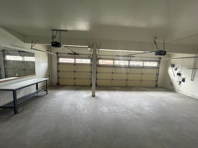 Building Photo - Beautiful Corona Hills Home