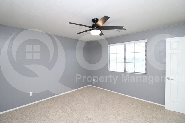 Building Photo - 7373 W Monte Cristo Ave