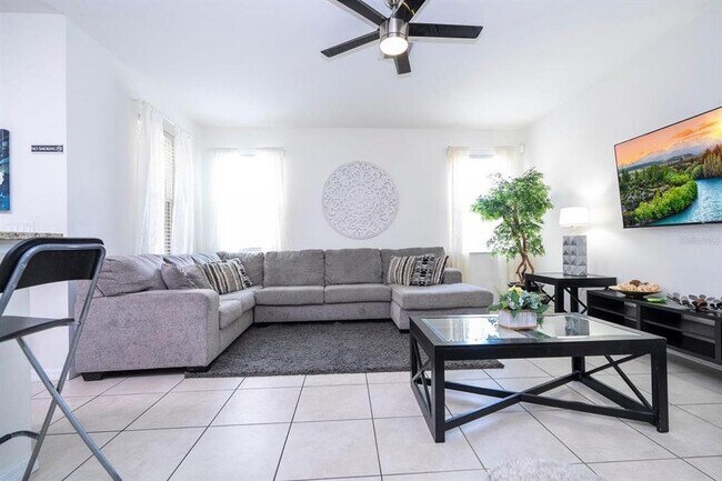 Building Photo - 2625 Santosh Cove