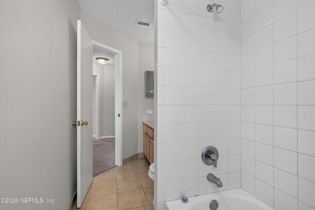 Building Photo - 400 Ashcroft Landing Dr