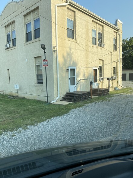 Building Photo - 415 Dunlap St
