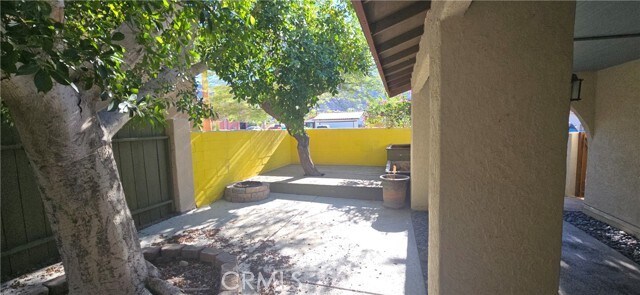 Building Photo - 53470 Avenida Alvarado