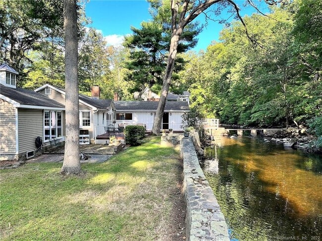 Building Photo - 83 Maltbie Ave