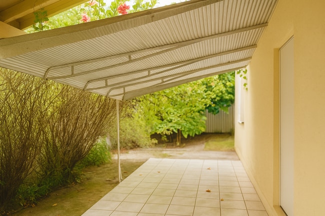Building Photo - Charming 2BR/1BA Apartment in Sunrise – $2...