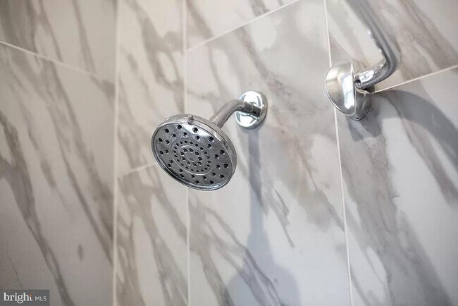 Building Photo - 113 N Patrick St