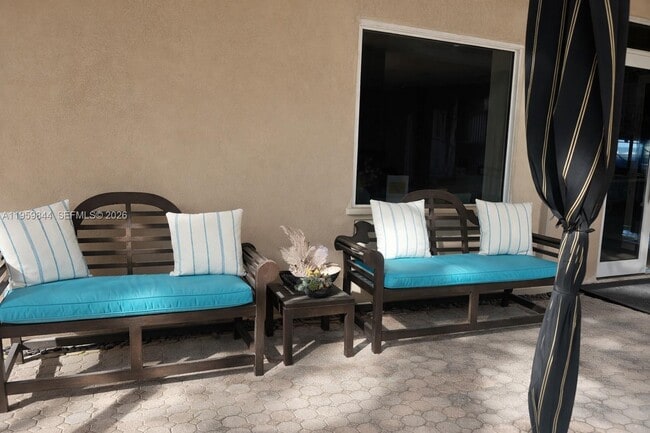 Building Photo - 345 N Fort Lauderdale Beach Blvd