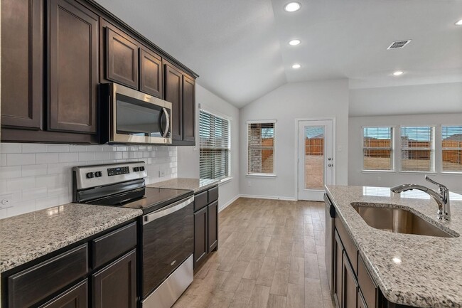 Building Photo - 4317 Cordata Dr