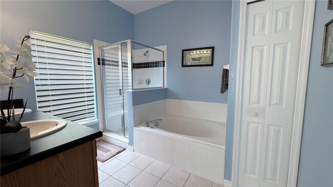 Building Photo - 334 Cadiz Loop