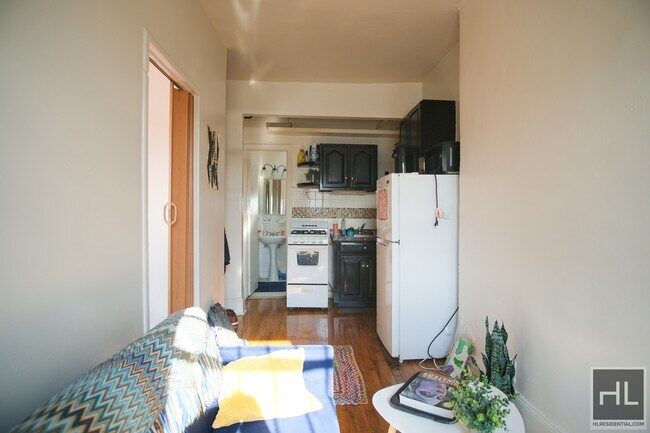 Building Photo - 1 Bedroom in Harlem