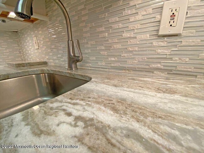 Building Photo - 1382 Ocean Ave