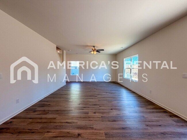 Building Photo - Spacious Two-Story Living at Doss Ferry in Kimberly, AL - Available NOW! DEPOSIT PENDING!!