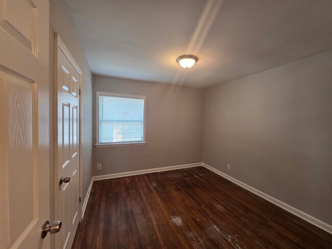 Building Photo - 1486 Patterson St