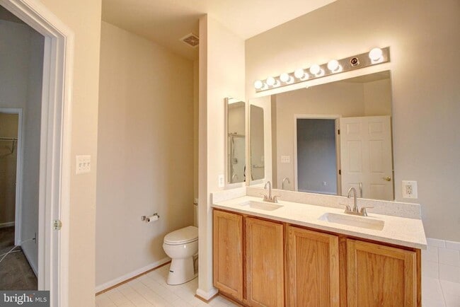 Building Photo - 9394 Penrose St