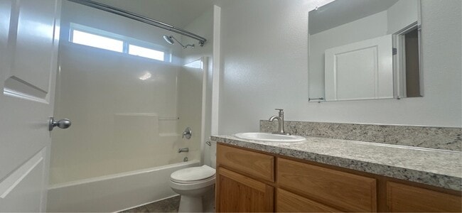 Building Photo - 215 Pioneer Dr