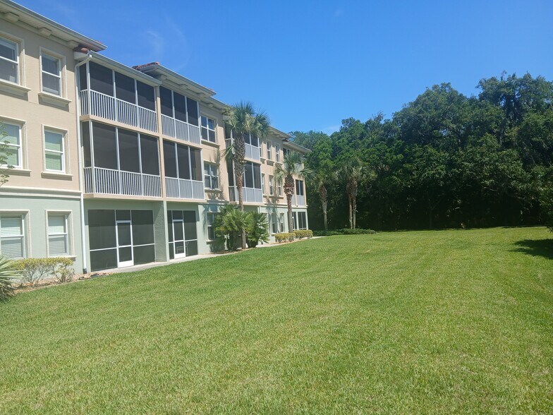 Building Photo - 100 Canopy Walk Ln