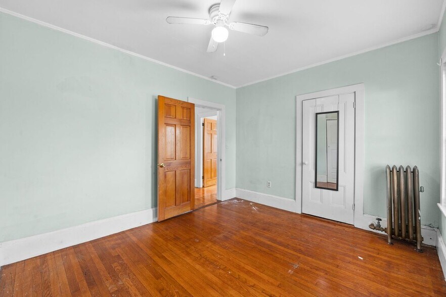 Building Photo - 149 Clifton Ave