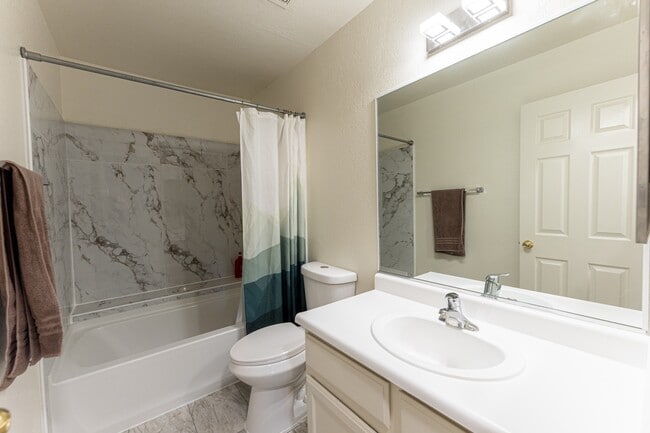 Building Photo - 5064 S Rainbow Blvd