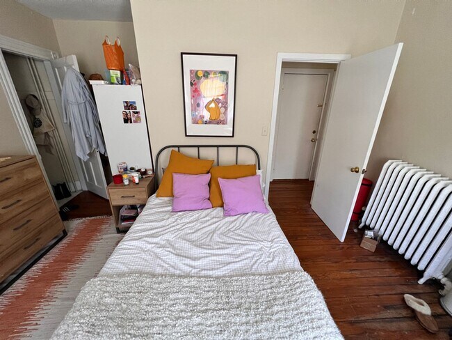 Building Photo - 65 Edgewood Ave