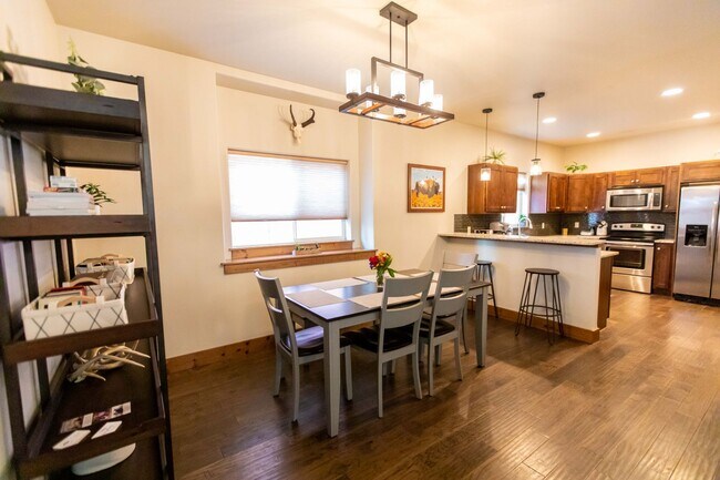 Building Photo - Charming Downtown Retreat: A Unique Blend of Urban Living and Montana Charm in Bozeman
