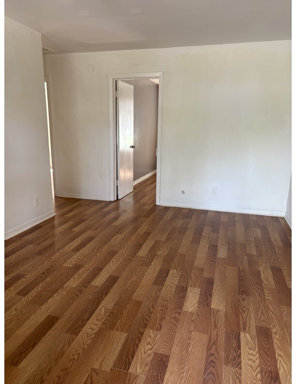Building Photo - 1213 8th St