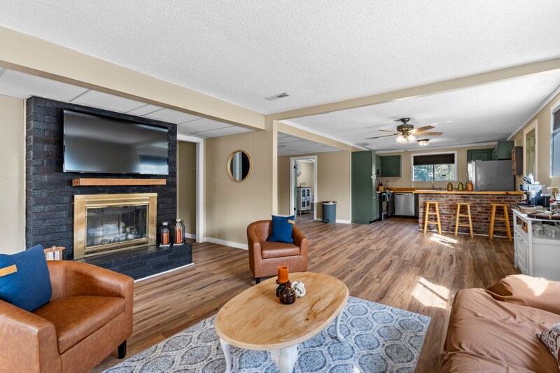 Building Photo - 416 Donaldson Rd