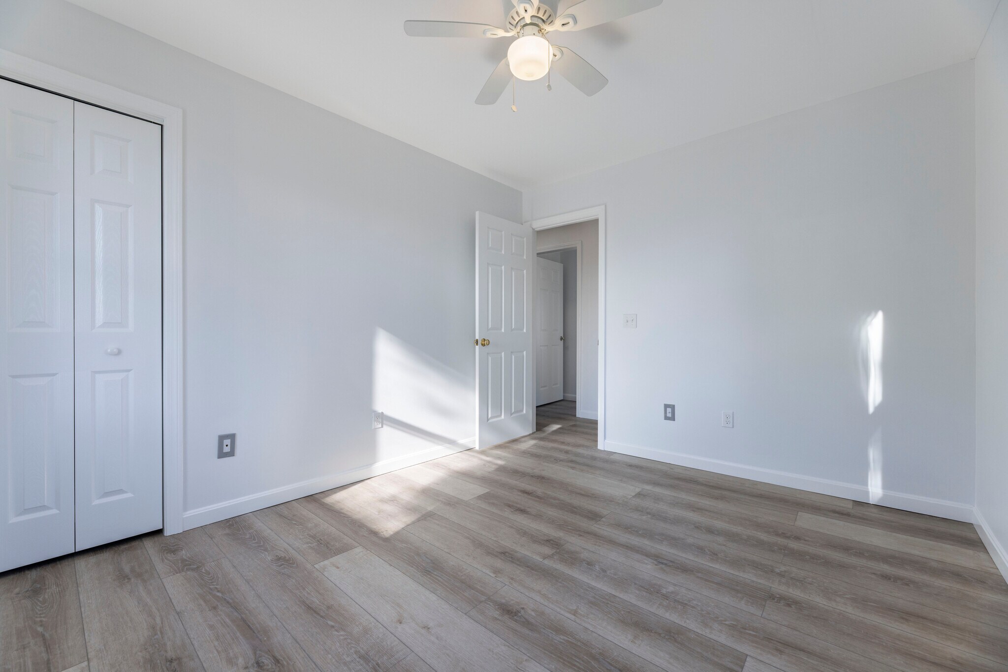 3rd Bedroom (located on second flr) - 5 School Ln