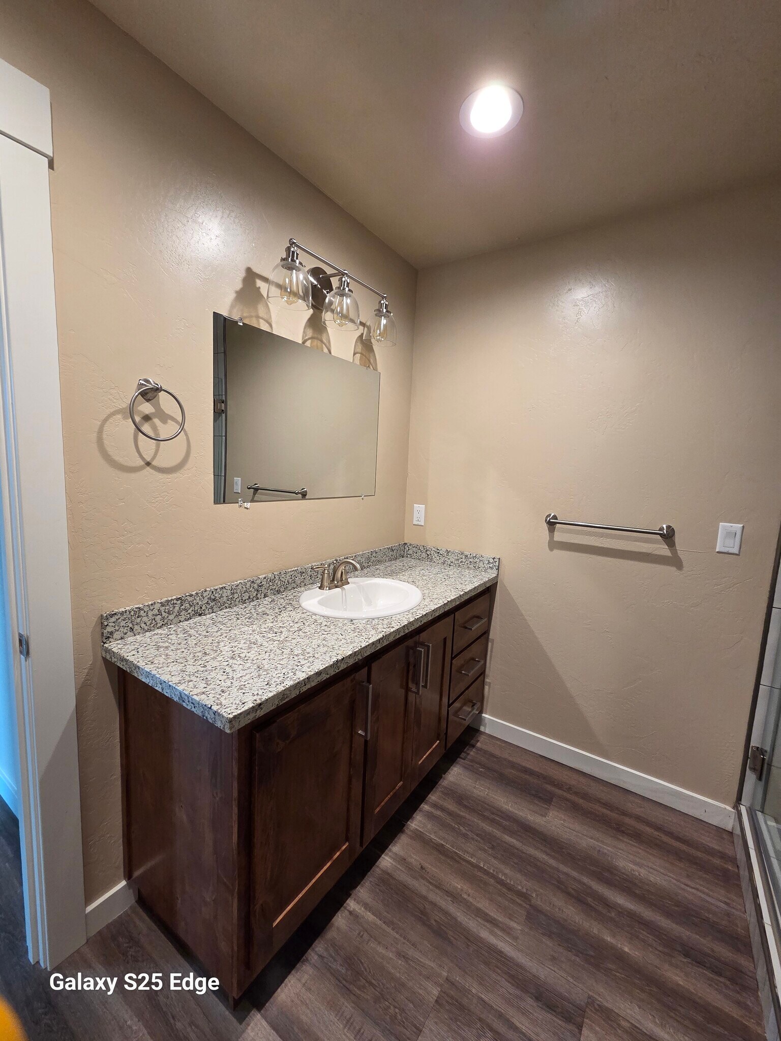 Building Photo - 4050 N US Highway 101