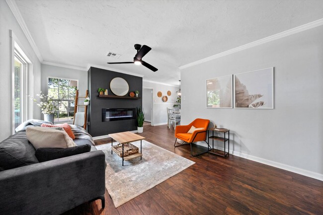 Primary Photo - 4000 Ethel Ave