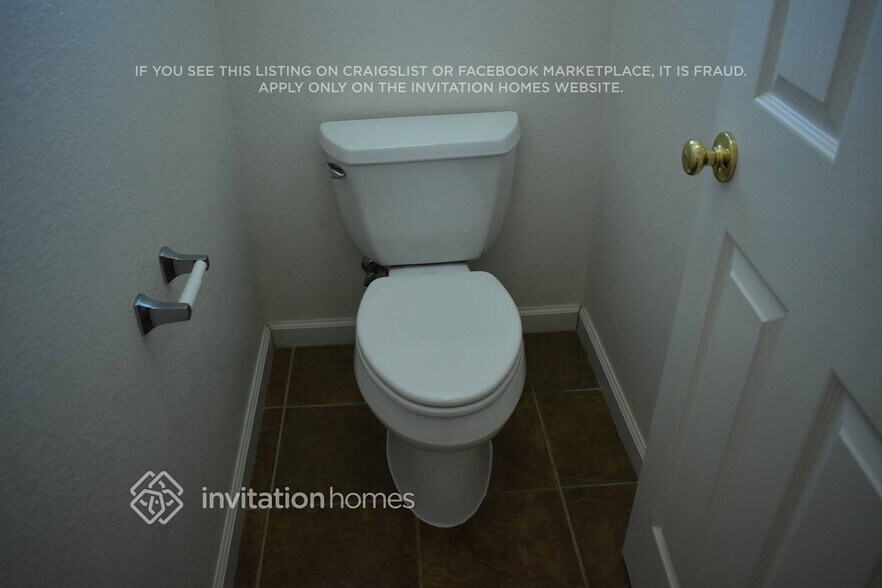 Building Photo - 1165 Plumas Links St