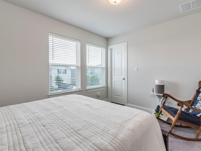 Building Photo - 142 Mount Locke Rd