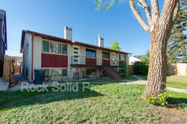 Building Photo - 312 E 27th St