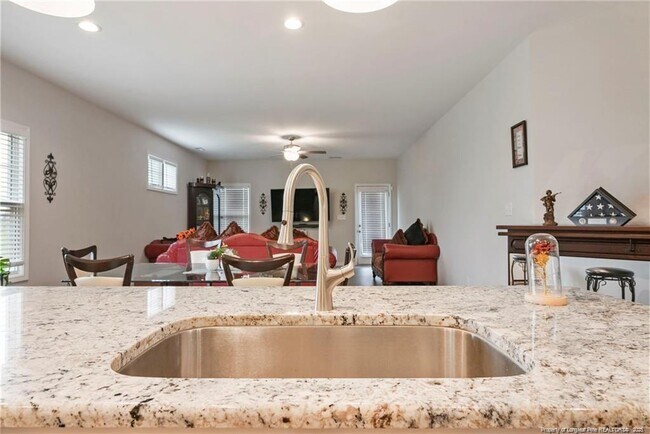 Building Photo - 601 Laurel Lake Rd