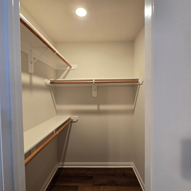 Building Photo - 3535 Upfield Dr