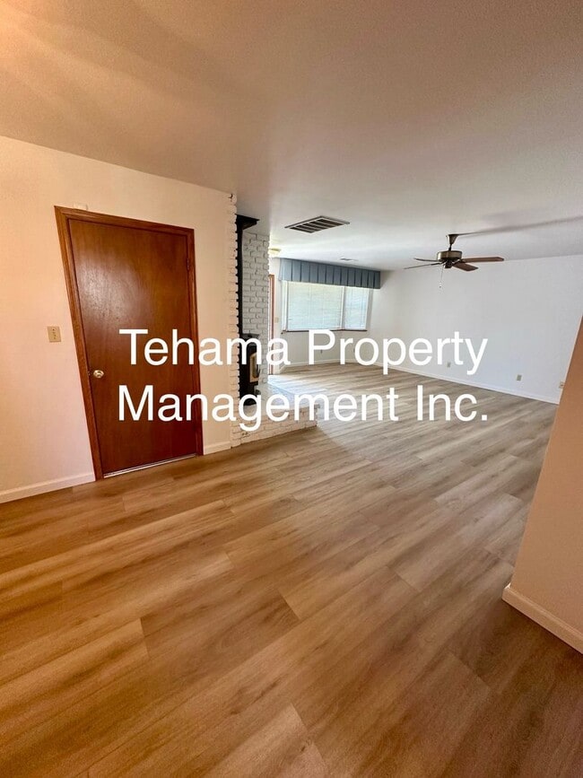 Building Photo - 3 bedroom 2 bath Home in the Forward Addit...