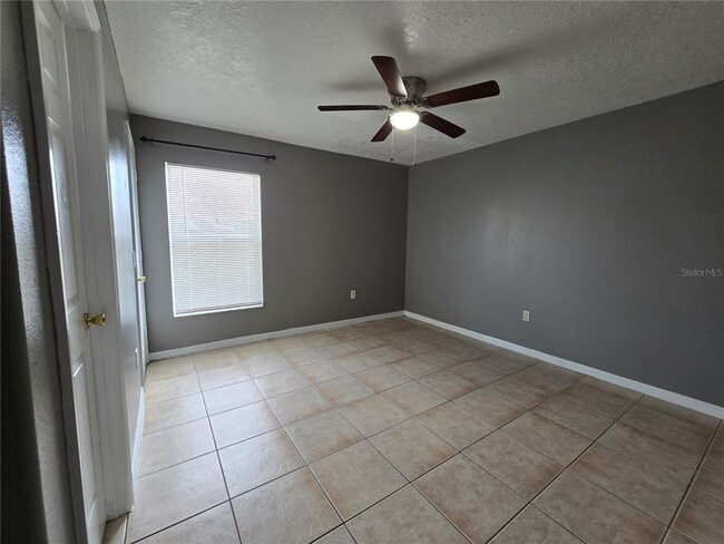 Building Photo - 3113 Julia Ct