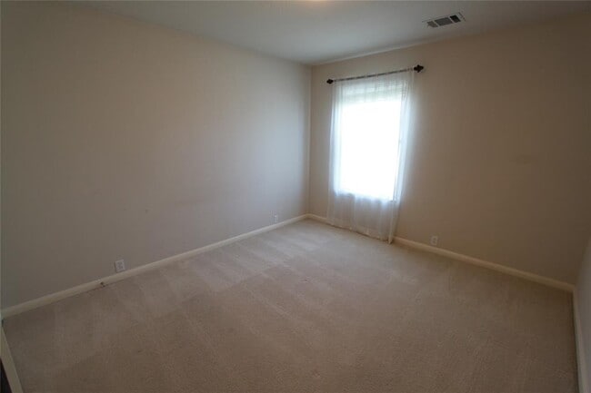 Building Photo - 629 Arrowood Pl