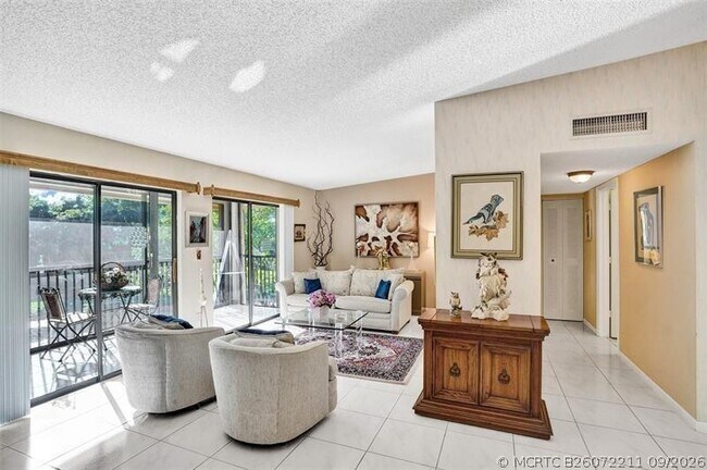 Building Photo - 10783 W Clairmont Cir