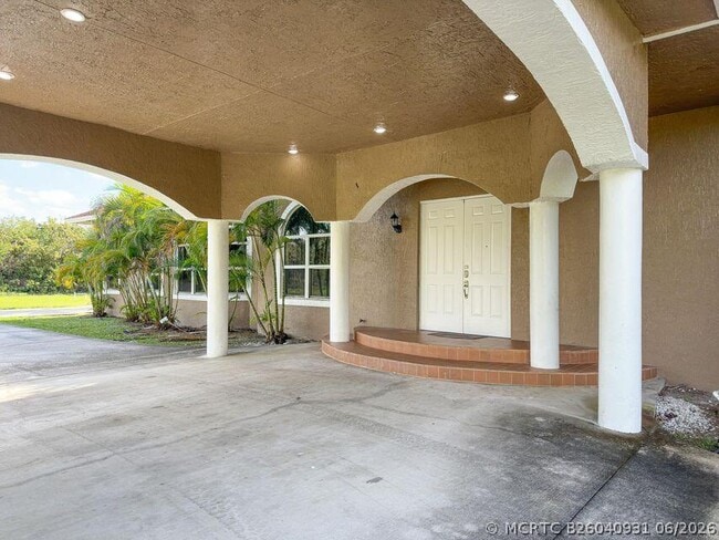 Building Photo - 14094 43rd Rd N