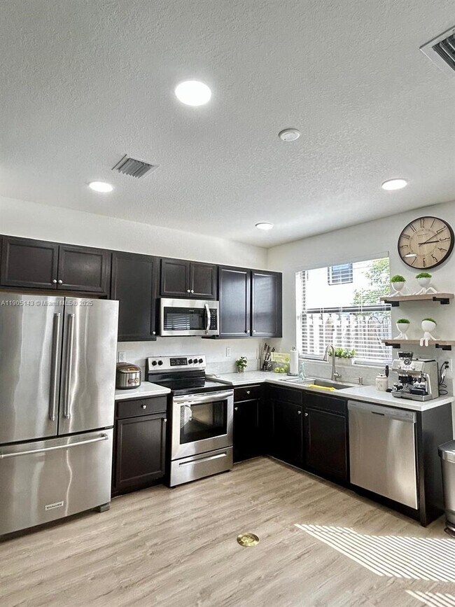 Building Photo - 11316 SW 249th St